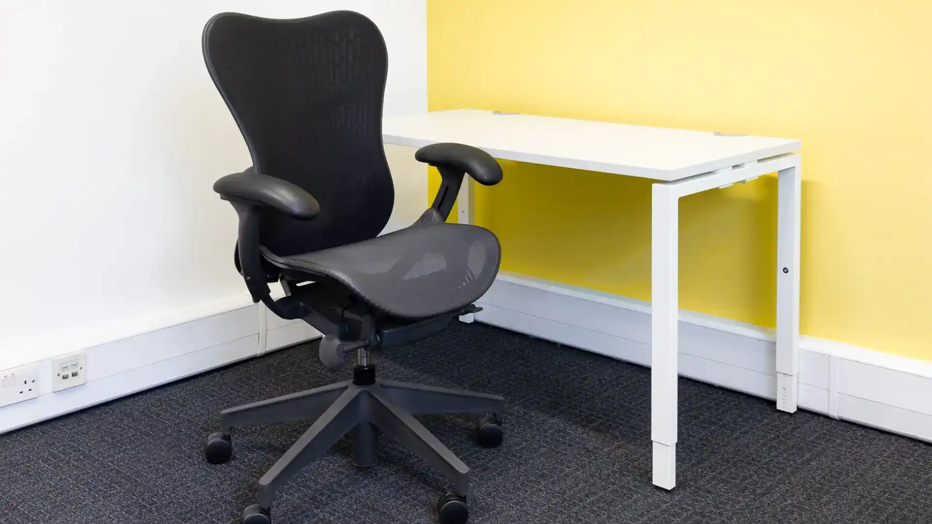 Herman Miller Mirra 2 Task Chair