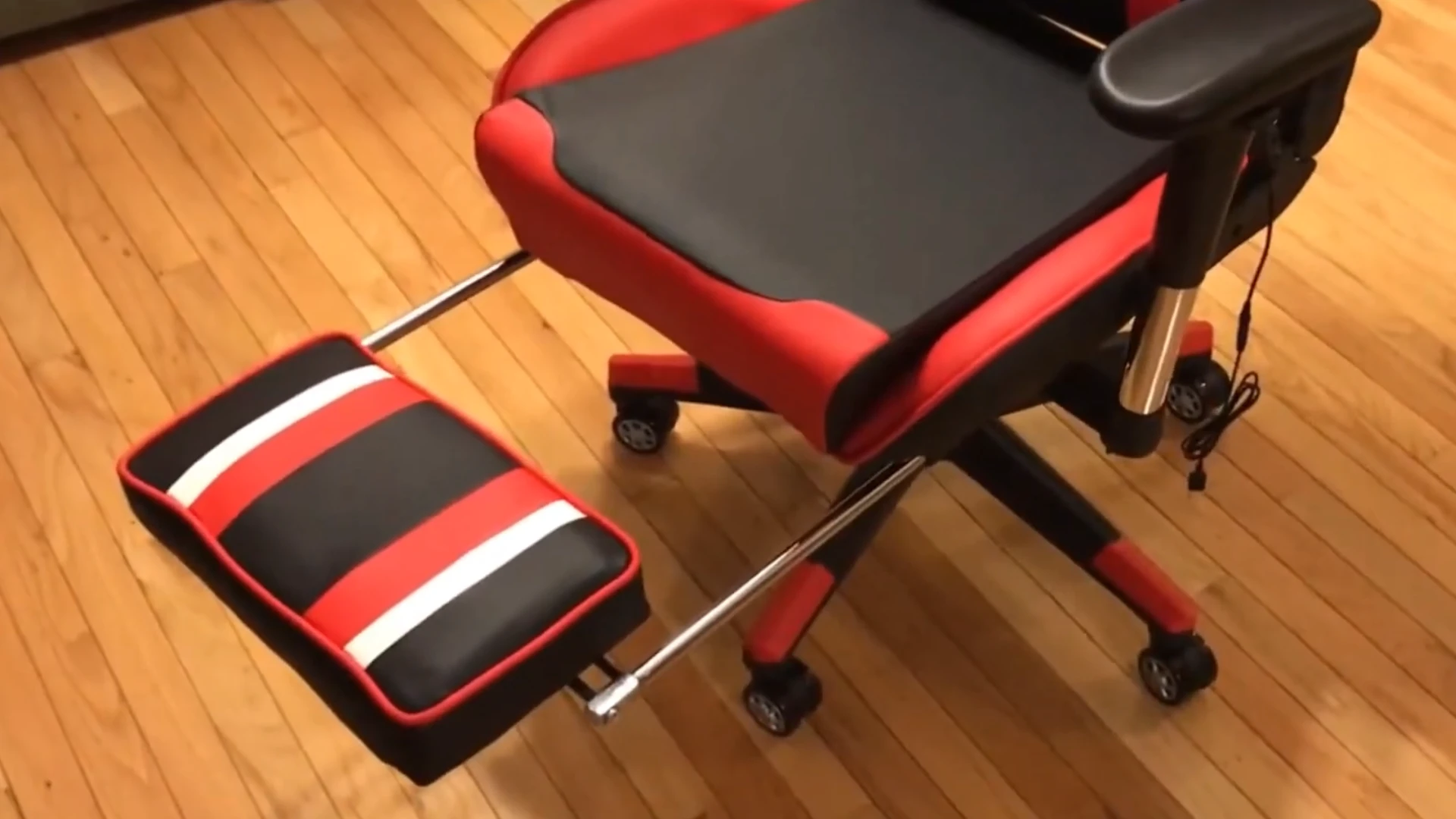 Retractable Footrest of Ficmax Gaming Chair