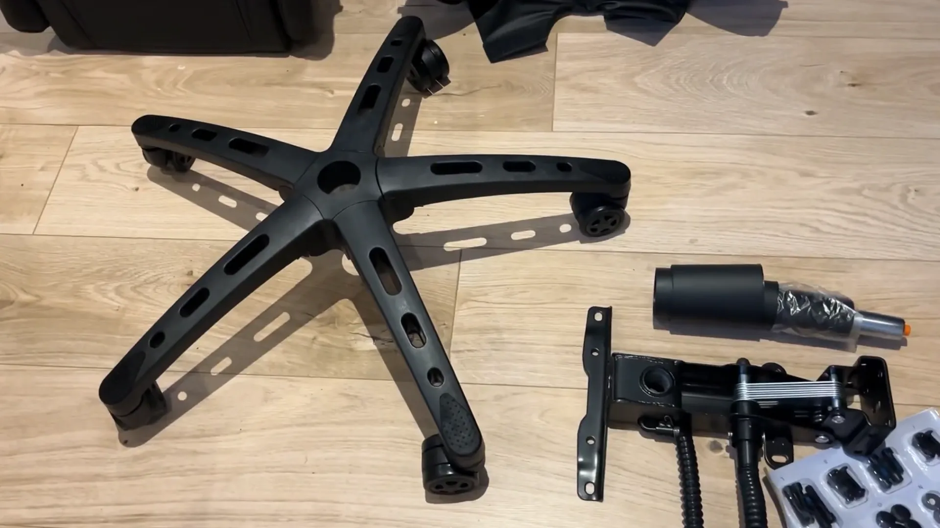 Steps For Installation Of Elecwish Gaming Chair